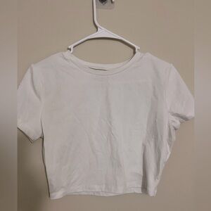 White crew neck crop top t shirt